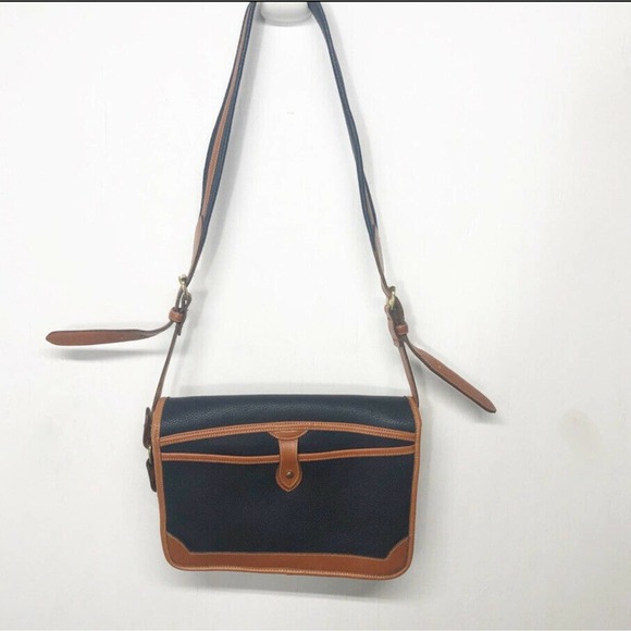 Vintage Dooney & Bourke Shoulder Bag Purse Crossbody All Weather Leather - Picture 4 of 9